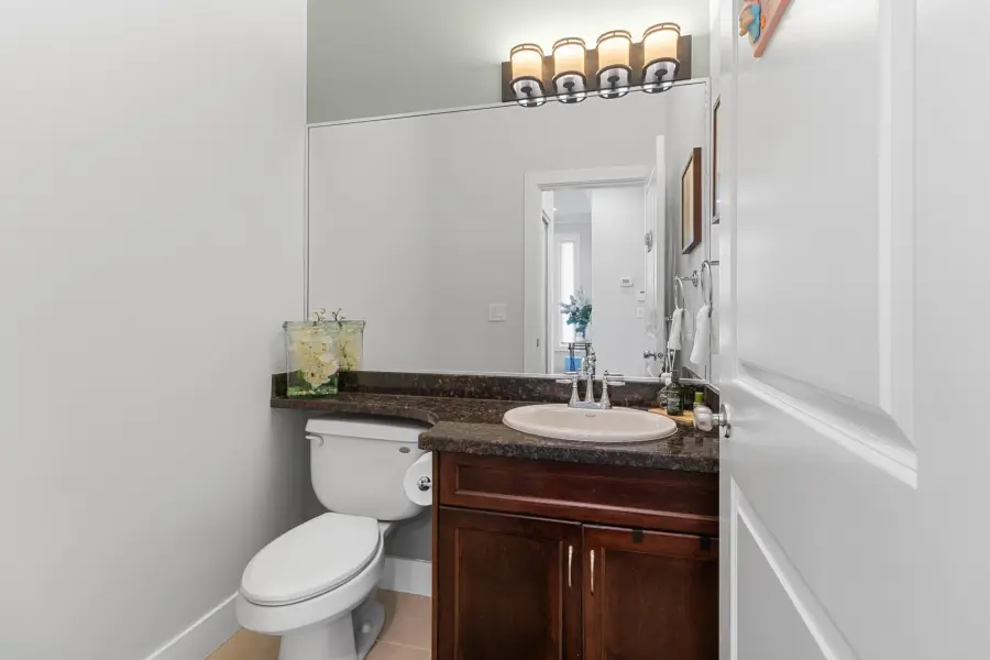 Maillardville 25